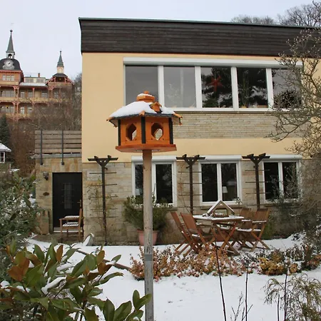 Sonja Am Weinberg * Radebeul